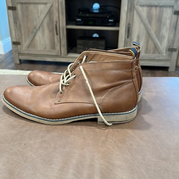 H&M men’s brown boots. - Picture 4 of 4